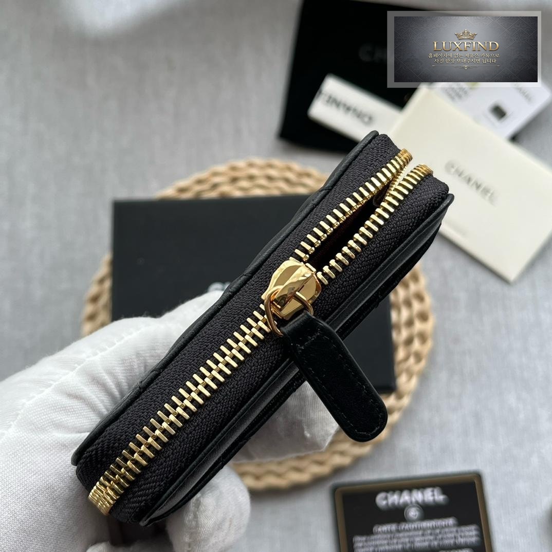Chanel AP0216