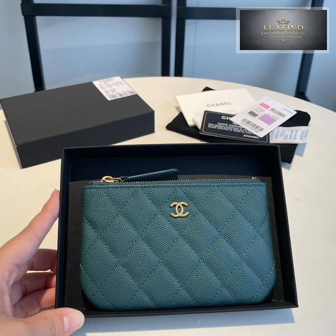 Chanel A82365