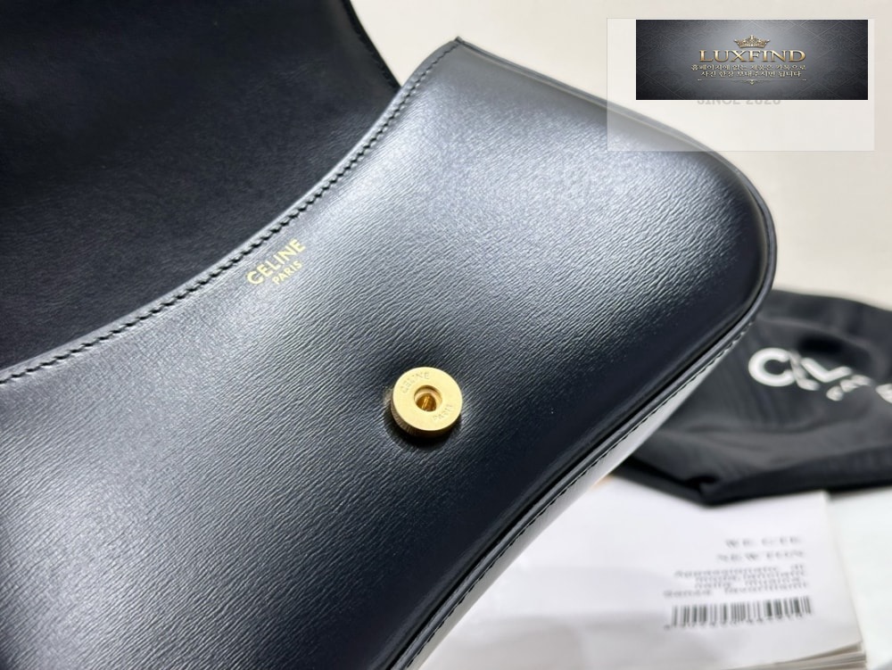 Celine Teen Lola Triomphe Shiny Calfskin