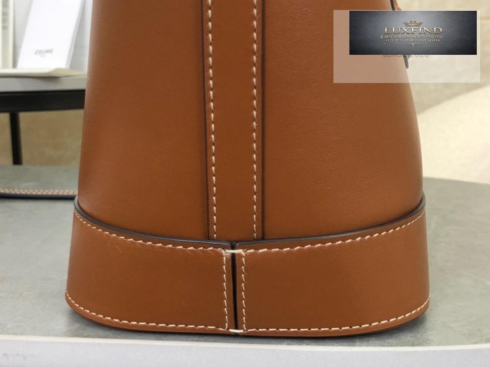 Celine Qurio Triomphe Bucket Soft Calfskin