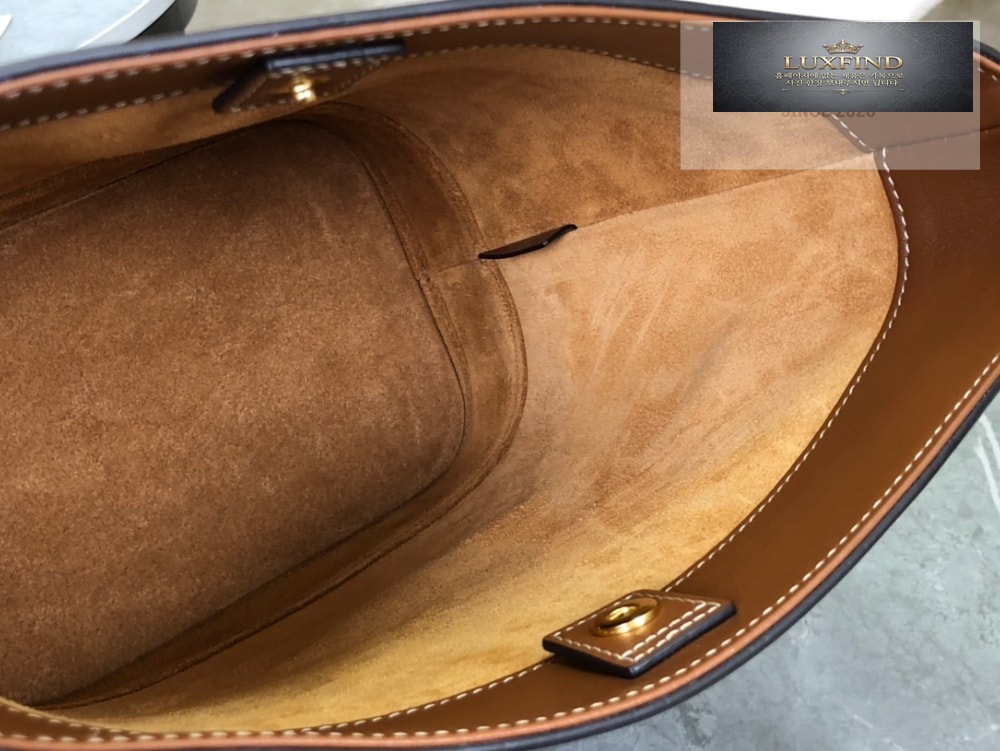 Celine Qurio Triomphe Bucket Soft Calfskin