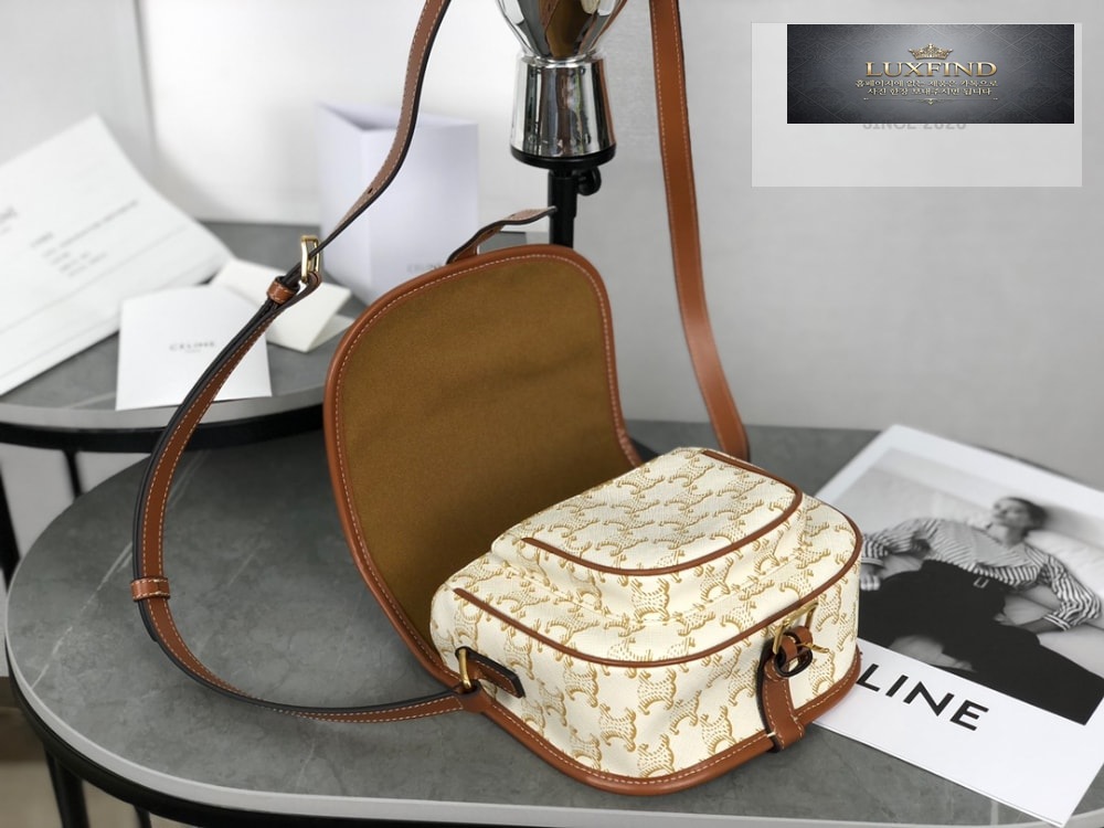 Celine Folco bag in Triomphe Canvas and Calfskin