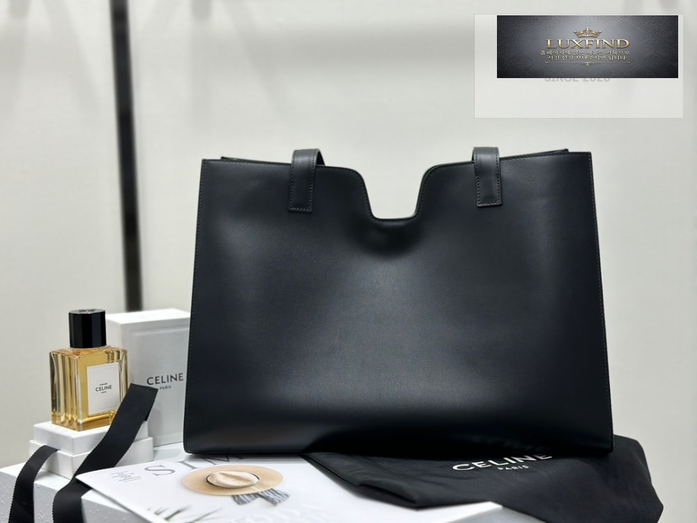 Celine Cabas 16 Soft In Smooth Calfskin