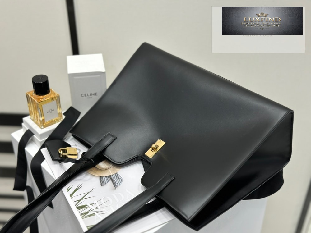 Celine Cabas 16 Soft In Smooth Calfskin
