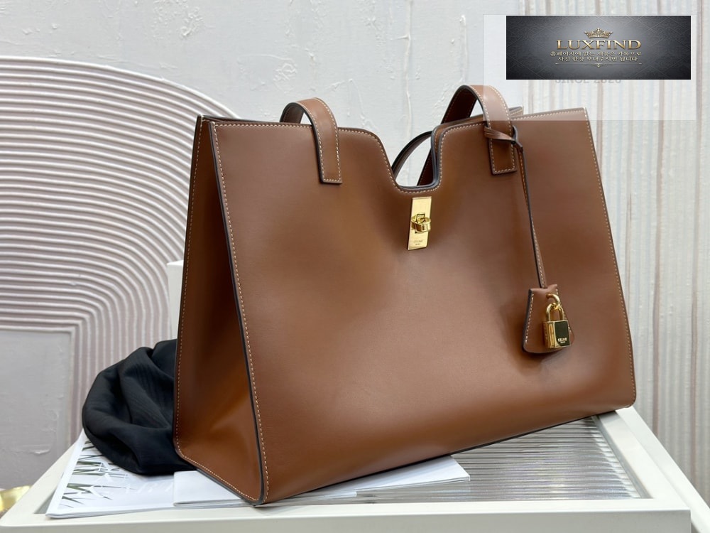 Celine Cabas 16 Soft In Smooth Calfskin