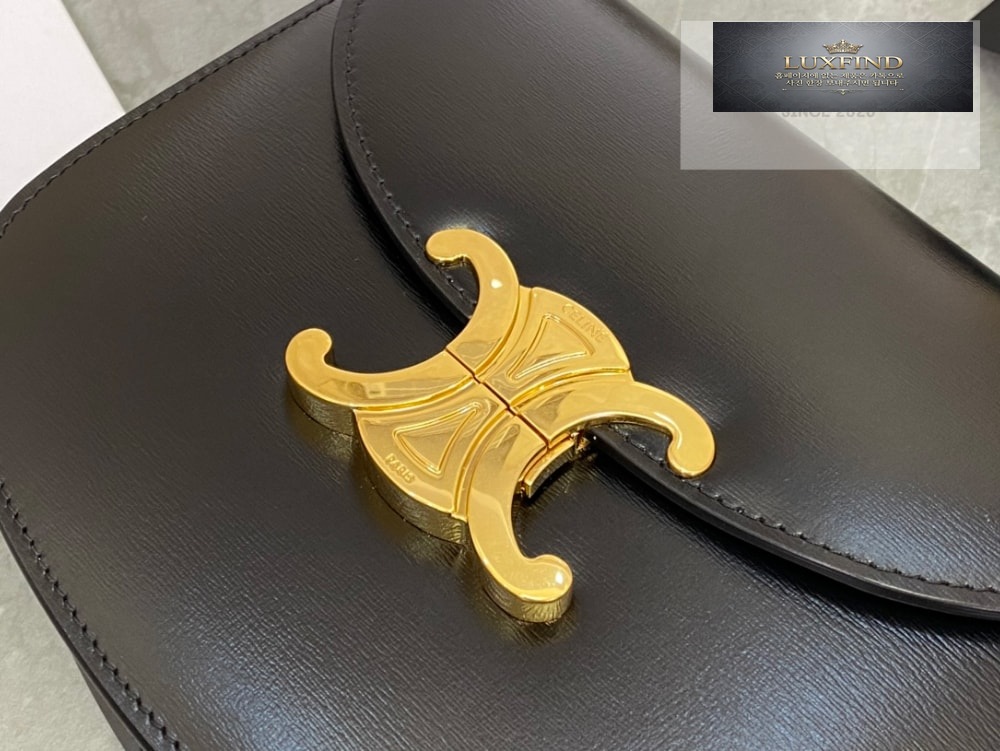 Celine Besace Clea Calfskin