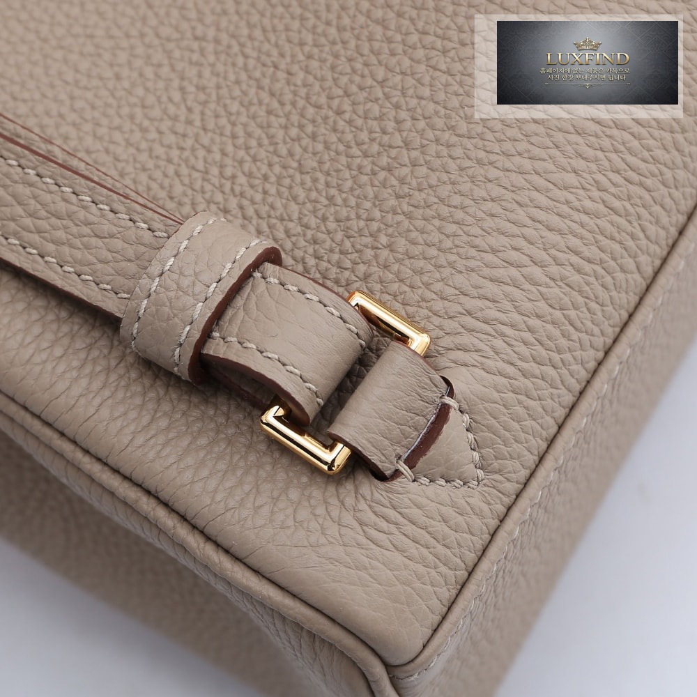 Hermes Kelly Ado 22