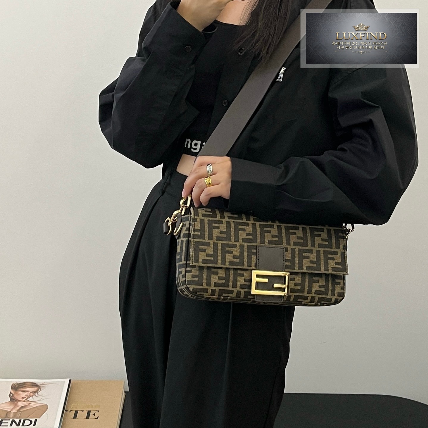 펜디 미디움 바게뜨 FF 3D 엠보스드