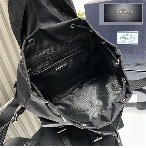 프라다 나일론 포코노 스몰 백팩 1BZ677